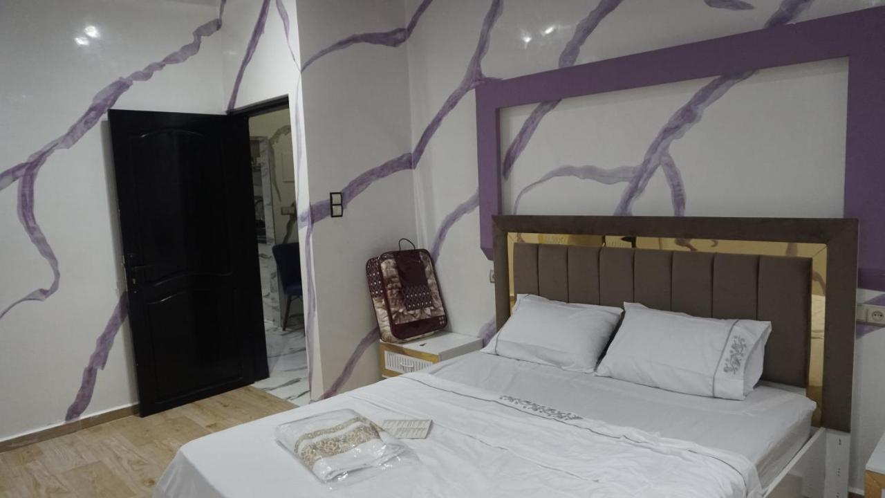 العيون شارع 24 نوفمبر قرب قروان Apartman Kültér fotó